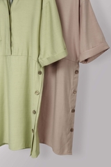 Đầm Mentosa Suông Nút Sườn 2 Màu-DSMTS050925L1