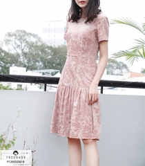 Đầm nhung WAREHOUSE tay con cổ tròn tầng nhúng - P1205020618