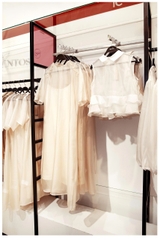 Set Đầm Tơ Viền Bèo Mentosa-DMTS251025L1