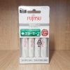 Bộ box sạc kèm 4 pin AA Fujitsu HR-3UTC 1900mAh hàng nội địa box Nhật - made in JAPAN (trắng)