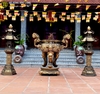 Lư hương và đôi Đèn thờ bằng đồng cho chùa ở Hưng Yên