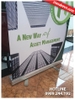 Standee Cuốn Nhôm Thường 0.8x2m