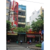 Cho thuê nhà Quận Phú Nhuận, mặt tiền đường Phan Xích Long. Giá : 2.000 usd/tháng.