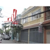 Cho thuê nhà Quận Phú Nhuận, mặt tiền đường Trần Hữu Trang. Giá : 2500$
