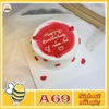 Bánh kem sinh nhật đơn giản A69 nền trắng loang màu đỏ ở mặt vẽ nhiều tim đỏ nho nhỏ xinh xinh