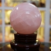 Quả cầu thạch anh hồng tự nhiên ĐK 10.1cm - 1.45kg - MTA162