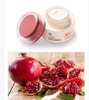Kem dưỡng mắt Pomegranate And Collagen Volume Lifting Eye Cream The Face Shop