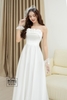 Váy cưới phi nhật trễ vai trắng viền hoa nổi gấm trắng HCD143T
