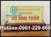 Làm biển chức danh.