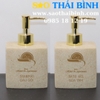 binh-dung-dau-goi-sua-tam-khach-san-resin-cao-cap