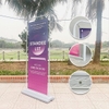 Standee Giá Treo Kiểu Cửa Nhựa