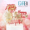 Topper mica chữ Happy New Year