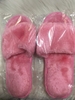 pvn34029-dep-long-di-trong-nha-mot-mau