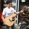 dan-guitar-acoustic-rosen-g11-chinh-hang-tang-kem-full-phu-kien-va-bao-hanh-2-na