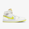 giay-sneaker-nam-air-jordan-1-mid-se-yellow-voltage-db2822-107-hang-chinh-hang