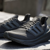 giay-the-thao-adidas-ultraboost-light-23-triple-black-gz5159-hang-chinh-hang