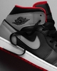 Giày Giày Air Jordan 1 Mid 'Shadow Fire Red' DQ8426-006