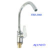 Vòi rửa bát cắm chậu nóng lạnh VRB-2066 L.Avento