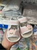 Giày tập đi vải hình nai