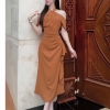 Đầm Dạ Hội Cổ Yếm Tặng kèm tag cài Với Phong Cách Trễ Vai Quyến Rũ.A-0154