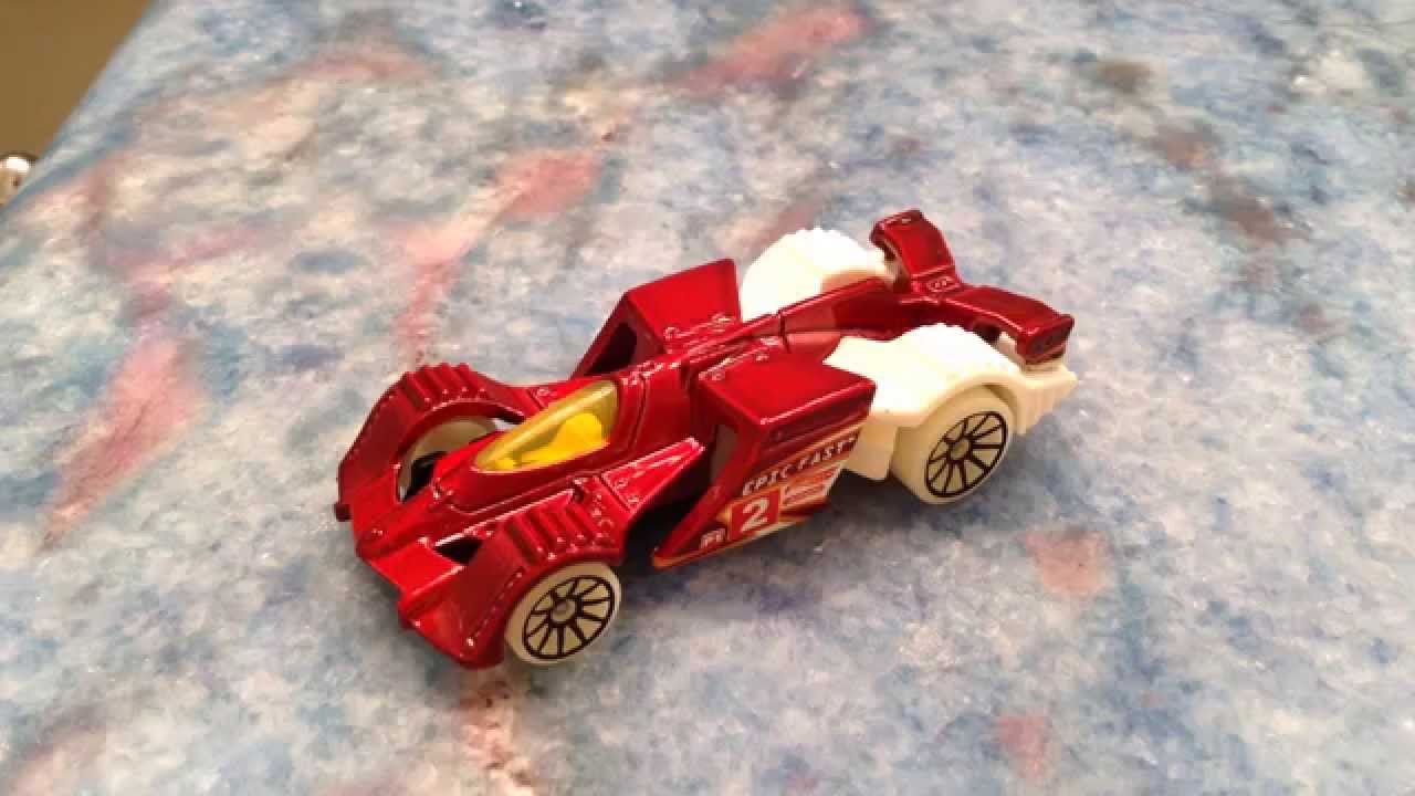 Hot Wheels Epic Fast rèn luyện kỹ năng cho bé