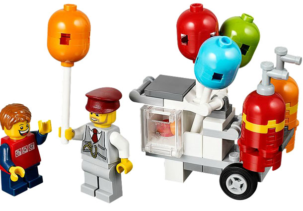 Trẻ sẽ rèn luyện được tính cẩn thận khi chơi Lego Creator 10244 - Fairground Mixer