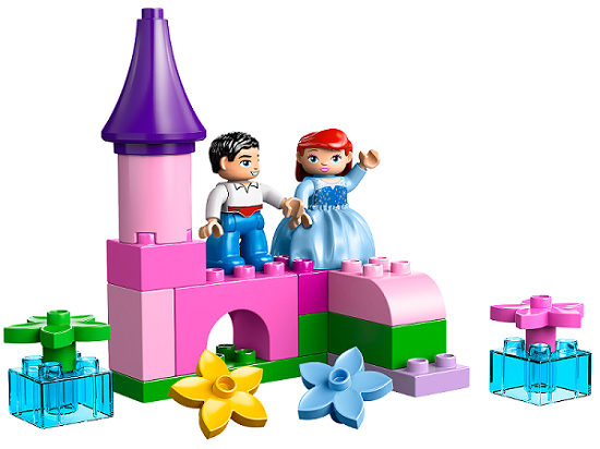 Hình ảnh 2 nhân vật chính trong bộ xếp hình Lego Duplo 10516 - Nàng Tiên Cá Du Ngoạn Trên Sông