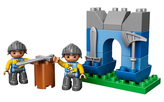 Hình ảnh 2 nhLego Duplo 10569 - Tấn Công Kho Báuân vật xuất hiện trong bộ xếp hình 