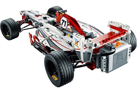 Lego Technic 42000 - Xe đua thể thức một với nhiều  góc nhìn mới lạ