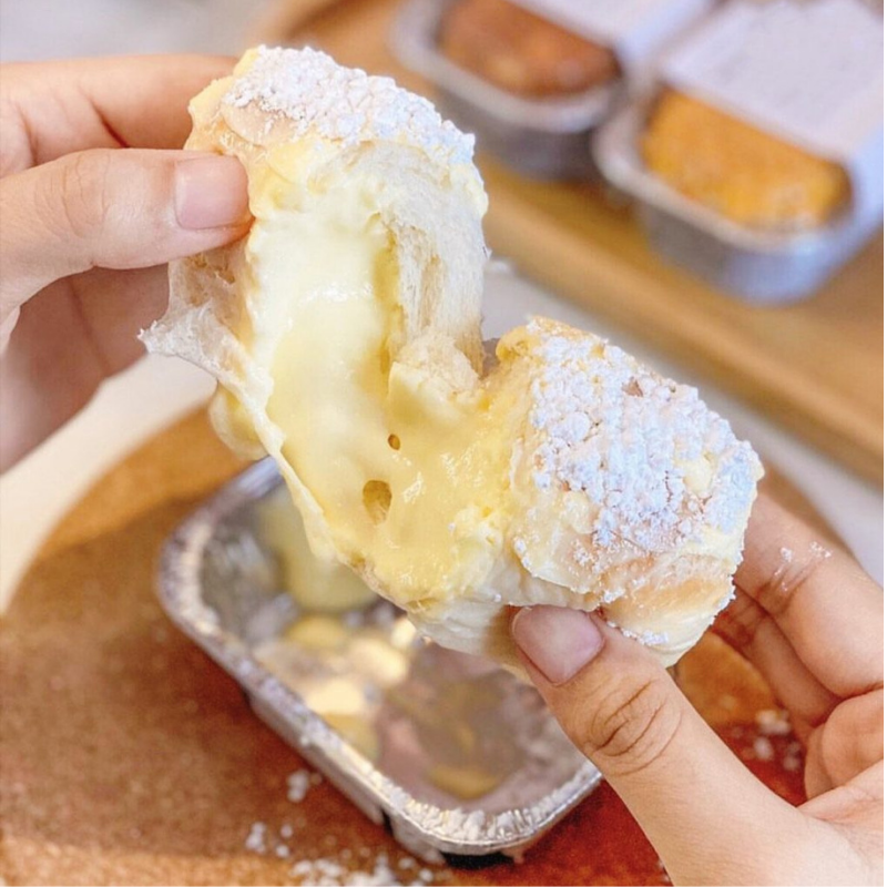 Bánh sữa chảy kem tươi: hấp dẫn, béo ngậy của món bánh từ Thái Lan