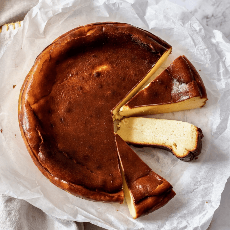 Cách làm bánh phô mai cháy (basque burnt cheesecake) béo ngậy