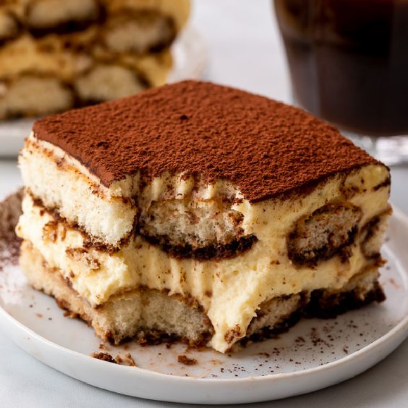 Cách làm tiramisu không cần mascarpone siêu đơn giản