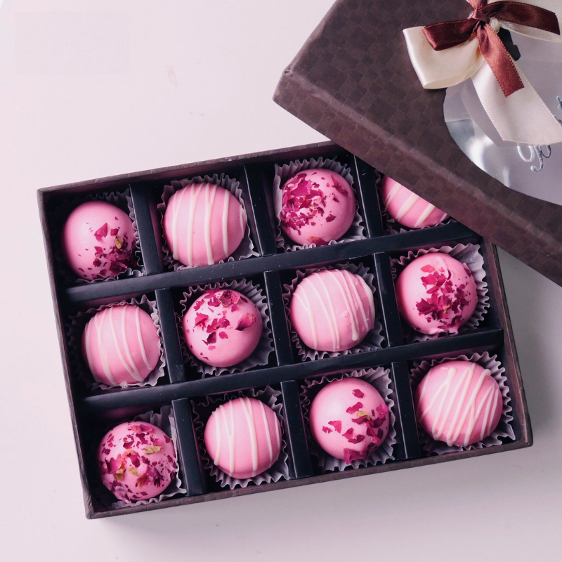 Hướng dẫn làm socola màu hồng xinh xắn cho Valentine