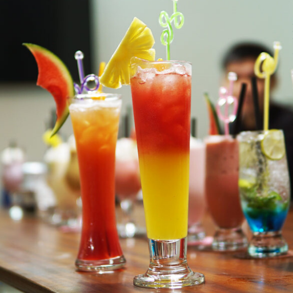 Lưu ý quan trọng khi pha chế đồ uống như bartender thứ thiệt