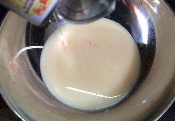 Làm sữa chua với sữa đặc