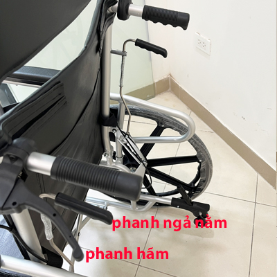 Xe Lăn Đa Năng Lucass X72 xe lan nhom lucass x72 phanh