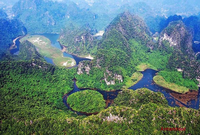 Tràng An vào mùa lễ hội