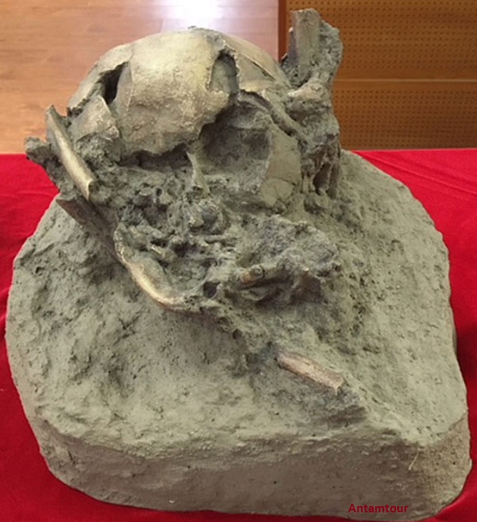 Di tích cổ