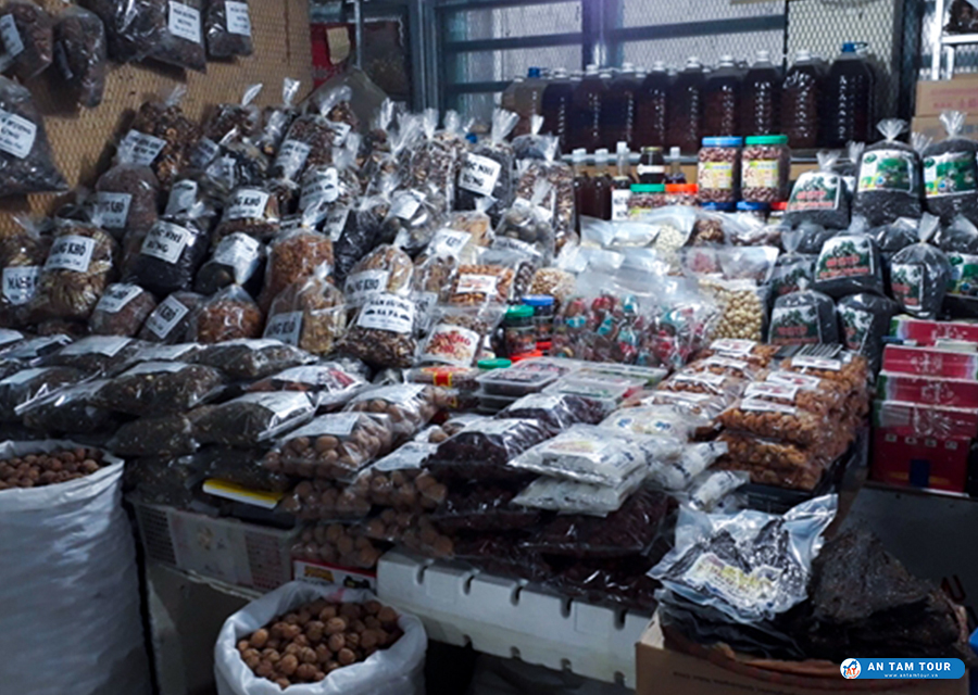 Chợ Cốc Lếu