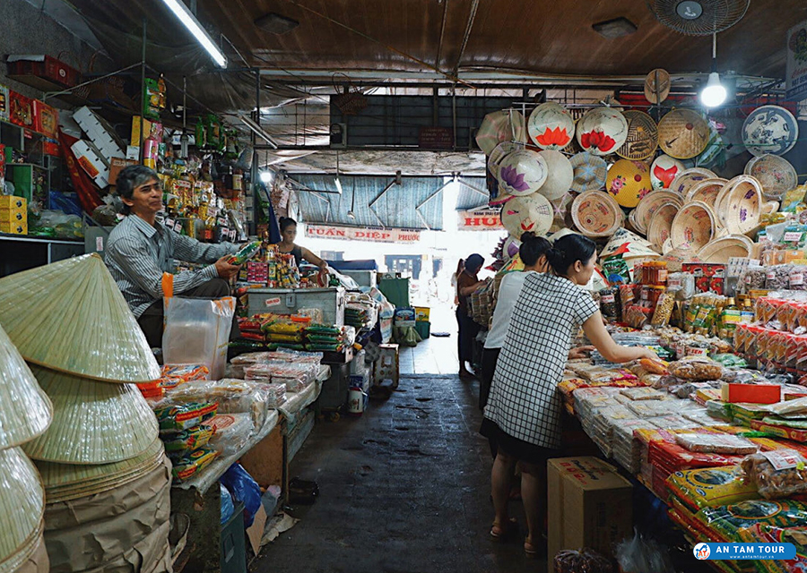 Chợ Đông Ba