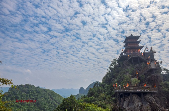 Hình ảnh chùa Tam Chúc