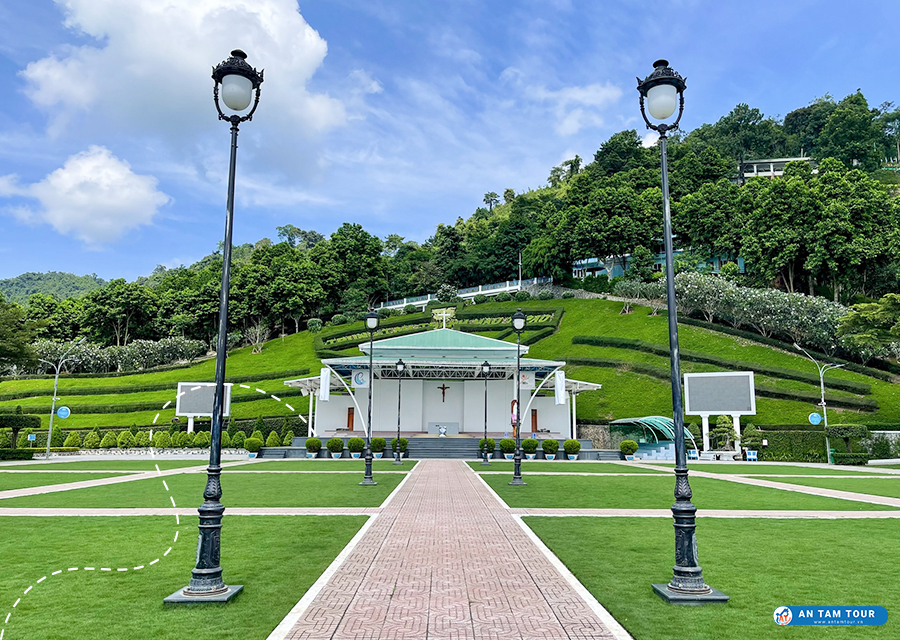 Đức Mẹ Tà Pao