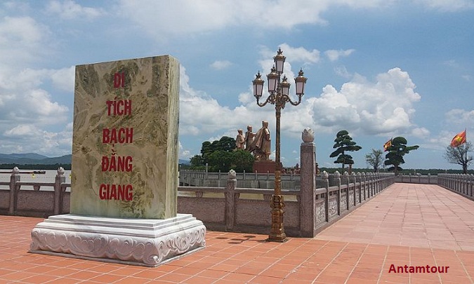 Đặt phòng khách sạn gần Bạch Đằng Giang