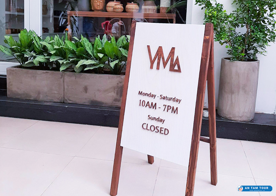 Standee là gì? Các loại standee. Mua standee ở đâu?