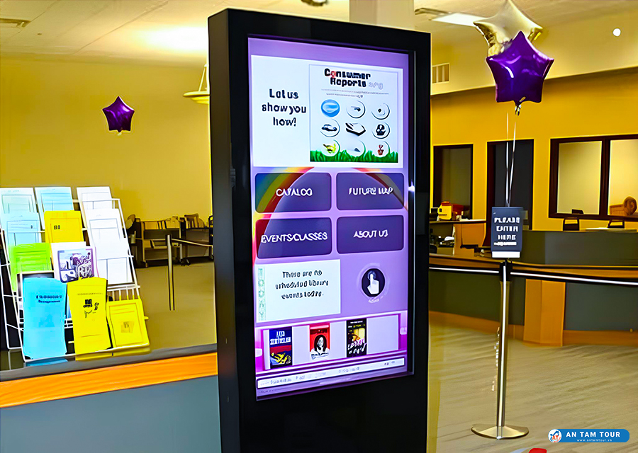 Standee là gì? Các loại standee. Mua standee ở đâu?