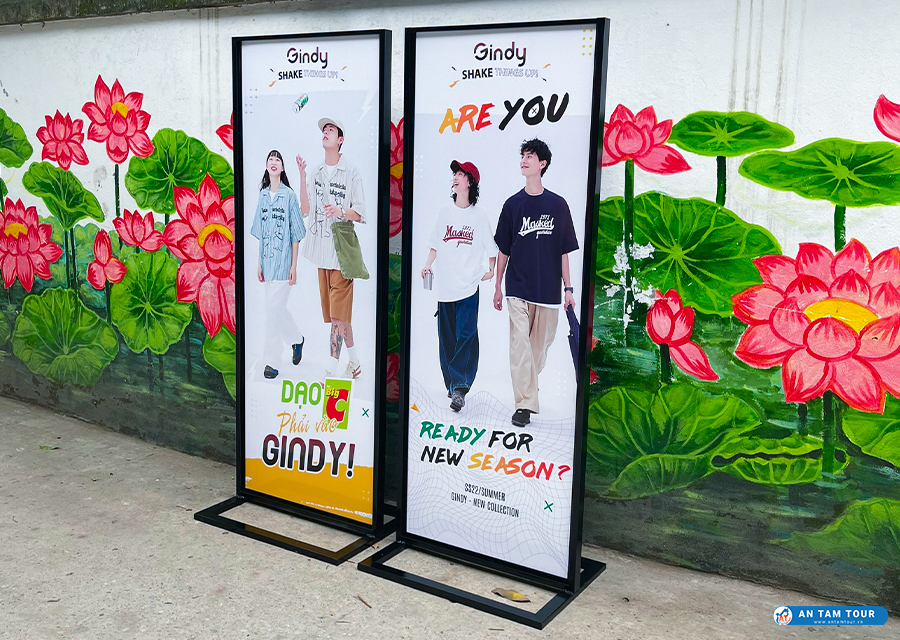 Standee là gì? Các loại standee. Mua standee ở đâu?