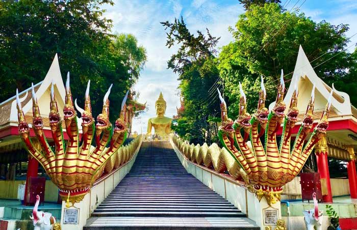 Chùa Phật Lớn Wat Phra Yai | Antamtour.vn