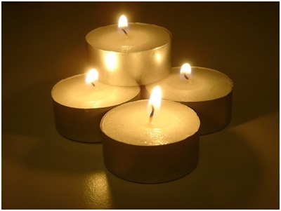 Cậu bé sang nhà hàng xóm xin nến và cái kết bất ngờ