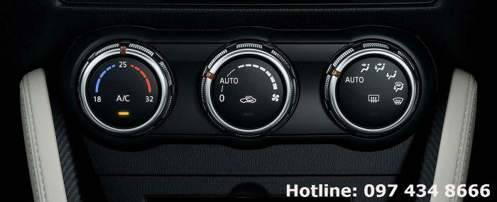 Điều hoà tự động trên Mazda 2 giúp làm mát nhanh, lạnh sâu.