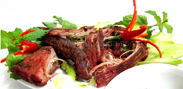 Lạ miệng với món bò nướng một nắng